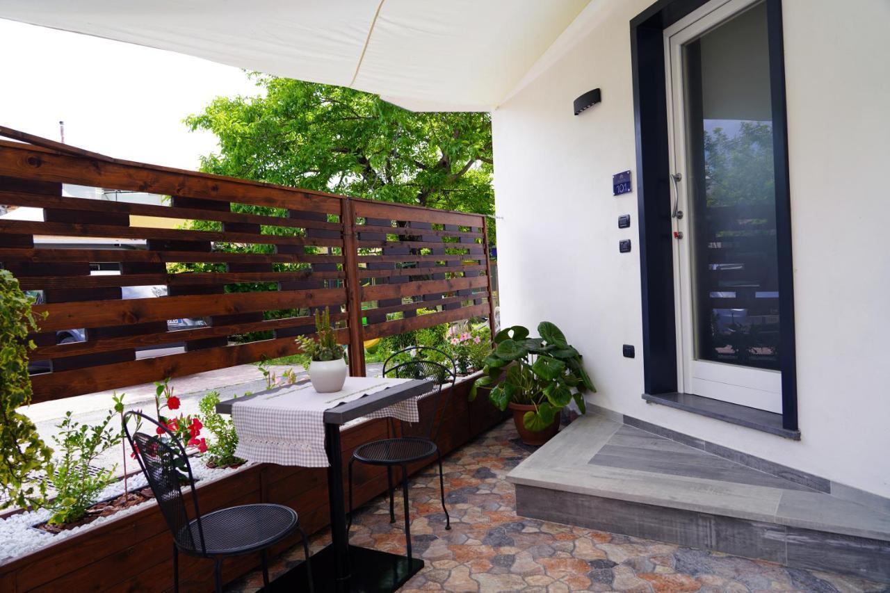Familiainn Rooms & Apartments 庞贝 外观 照片