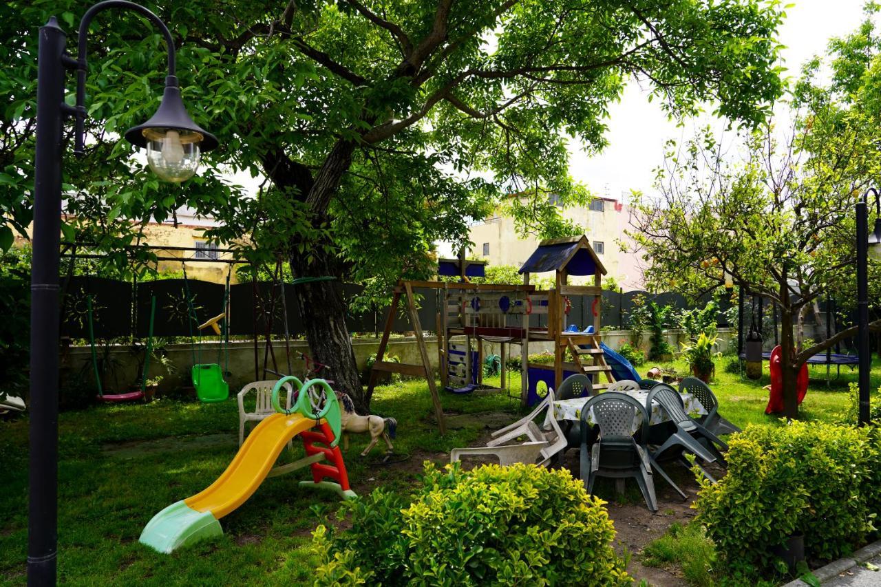 Familiainn Rooms & Apartments 庞贝 外观 照片
